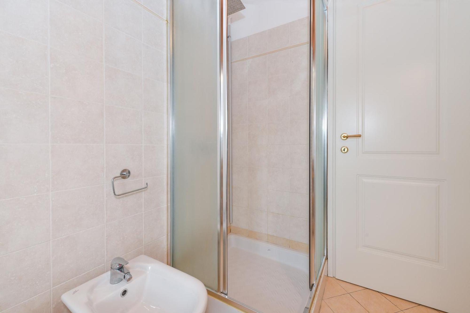 Wendy Apartment- Twobedroom & Pool & Parkprivatefree & Sports Desenzano del Garda